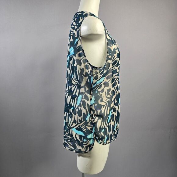 Ecru Blue and Gray Patterned Tank Top R2 - Picture 2 of 4